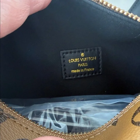 Luxury Designer Brown and Black Women's Bag - Picture 8 of 13